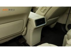 AITO Wenjie M9 Extended Range Ultra 52kWh 6-Seater with 192-Line LiDAR - ფოტო 10