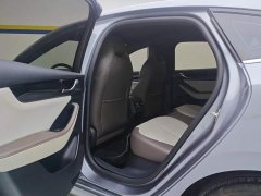 BYD Qin PLUS Champion Edition DM-i 55KM Leading - ფოტო 11