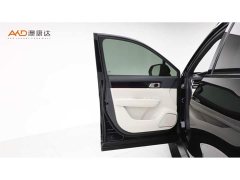 Li Auto ONE Extended Range 6-Seater - ფოტო 11