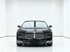 BMW 7 Series 735Li Luxury Package - ფოტო 2