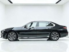 BMW 7 Series 735Li Luxury Package - ფოტო 3