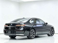 BMW 7 Series 735Li Luxury Package - ფოტო 5