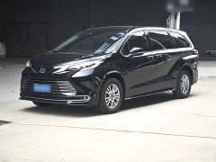 Toyota Sienna 2.5L Hybrid Luxury - ფოტო 1
