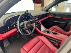 Porsche Taycan - ფოტო 10
