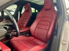 Porsche Taycan - ფოტო 11