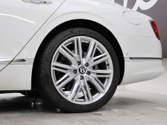 Bentley Flying Plug-In Hybrid Flying Spur Plug-in Hybrid 2.9T V6 - photo 9