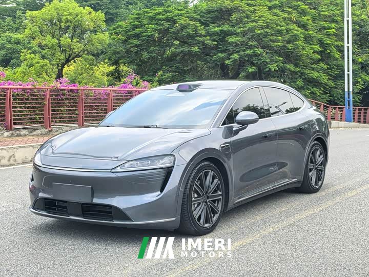Luxeed Zhiji R7 Extended Range 251km Max - ავტომობილი ჩინეთიდან