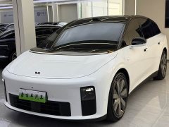 Li Auto i6 2025 Four-Wheel Drive Standard Edition - ფოტო 1