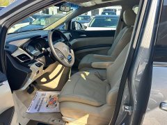 Buick GL8 2023 Land Executive Cabin 652T Luxury - ფოტო 3