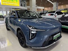 IM Motors Zhiji LS6 Pure Electric Max - ფოტო 3