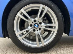 BMW 3 Series GT 2020 320i M Sport Package - ფოტო 18