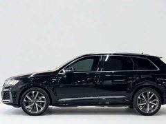 Audi Q7 55 TFSI quattro S line Sport - ფოტო 3