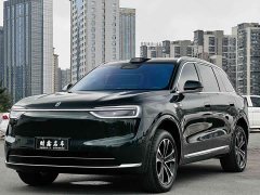 AITO M7 Extended Range Max Long-Range 5-Seater with 192-Channel LiDAR - ფოტო 1