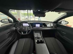 BYD Qin L DM-i Smart Drive Edition 120KM Superior - ფოტო 10