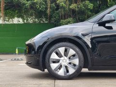 Tesla Model Y 2022 Facelift Rear-Wheel Drive - ფოტო 18