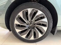 AITO M5 Extended Range AWD Smart Driving Edition - ფოტო 15