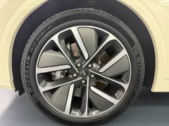 Li Auto L7 2024 Ultra - ფოტო 5