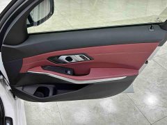 BMW 3 Series 320i M Sport Package - ფოტო 18