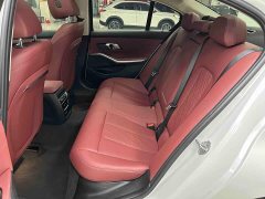 BMW 3 Series 320i M Sport Package - ფოტო 20