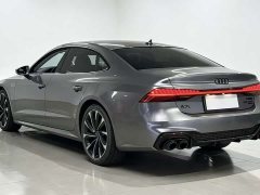 Audi A7L 2022 55 TFSI quattro S-line Zhiyuan Flowing Crystal Package - ფოტო 5