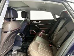 Audi A7L 2022 55 TFSI quattro S-line Zhiyuan Flowing Crystal Package - ფოტო 9