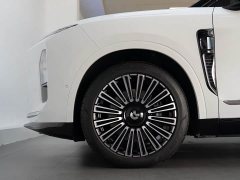 NIO ES8 Six-Seat Executive Luxury Edition - ფოტო 8