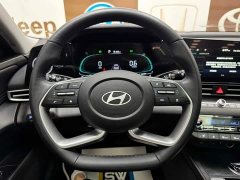 Hyundai Elantra 1.5L CVT Luxury - ფოტო 11
