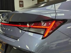 Hyundai Elantra 1.5L CVT Luxury - ფოტო 20
