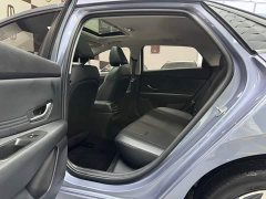 Hyundai Elantra 1.5L CVT Luxury - ფოტო 8