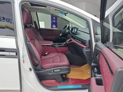 Honda Odyssey 2022 2.0L e:HEV Premium - ფოტო 8