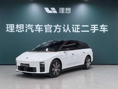 Li Auto i6 Four-Wheel Drive Standard Edition - ფოტო 1