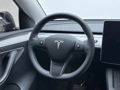 Tesla Model Y Rear-Wheel Drive - ფოტო 11