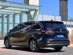 Toyota Sienna 2.5L Hybrid FWD Comfort - ფოტო 6