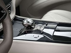 Denza D9 2022 DM-i 970 AWD Flagship - ფოტო 12