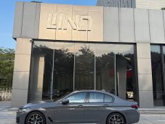 BMW 5 Series (Imported) 540i Elegance M Sport Package - ფოტო 4