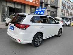 Mitsubishi Outlander 2.0L FWD Comfort 5-Seater - ფოტო 6