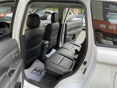 Mitsubishi Outlander 2.0L FWD Comfort 5-Seater - ფოტო 8