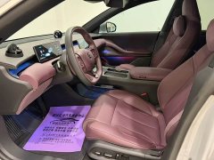 NIO ET5T 2023 75kWh Touring - ფოტო 8