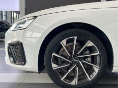 Audi A4L 40 TFSI Luxury Dynamic - ფოტო 10
