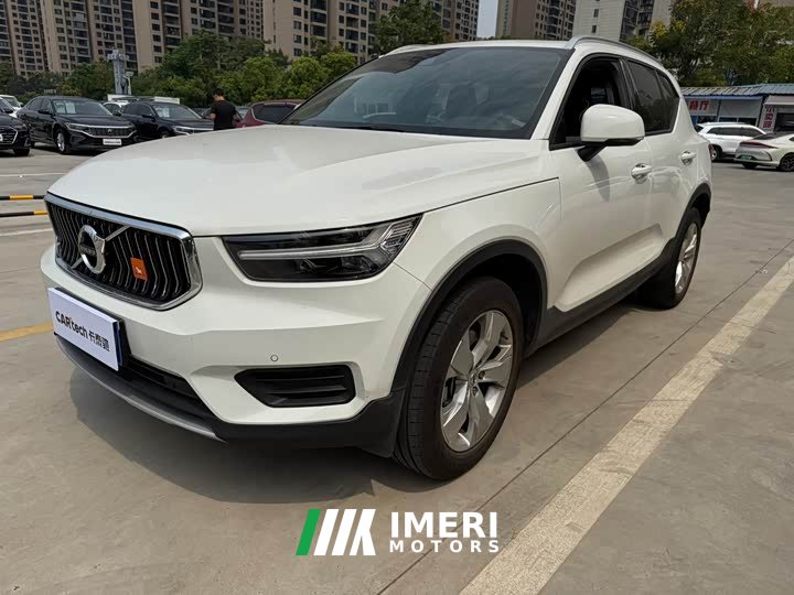 Volvo XC40 T4 AWD Smart Fashion Edition - ავტომობილი ჩინეთიდან