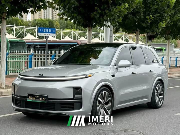 Li Auto L8 Pro - ავტომობილი ჩინეთიდან