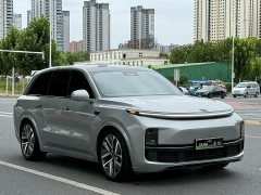 Li Auto L8 Pro - ფოტო 3