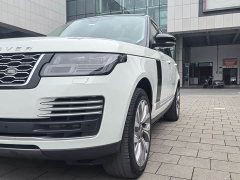 Land Rover Range Rover 3.0 L6 Heritage Edition - ფოტო 4