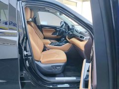 Toyota Highlander 2022 380T AWD Premium 7-Seater - ფოტო 8