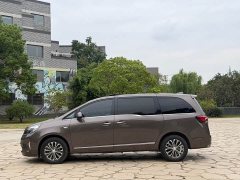 Buick GL8 2022 Land Executive Cabin 652T Smart Luxury - ფოტო 15