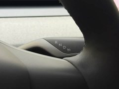 Tesla Model Y Rear-Wheel Drive - ფოტო 14