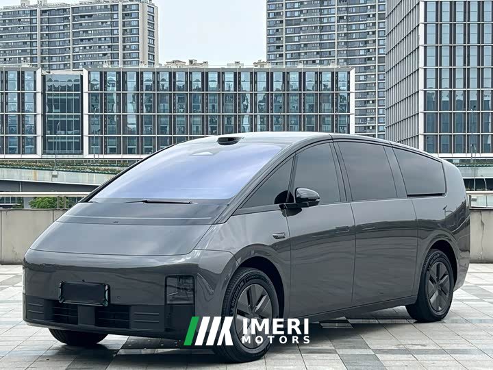 Li Auto MEGA 2025 Home Family Edition - ავტომობილი ჩინეთიდან