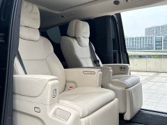 Li Auto MEGA 2025 Home Family Edition - ფოტო 11