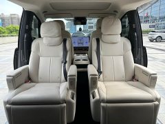 Li Auto MEGA 2025 Home Family Edition - ფოტო 16