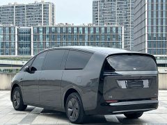 Li Auto MEGA 2025 Home Family Edition - ფოტო 7